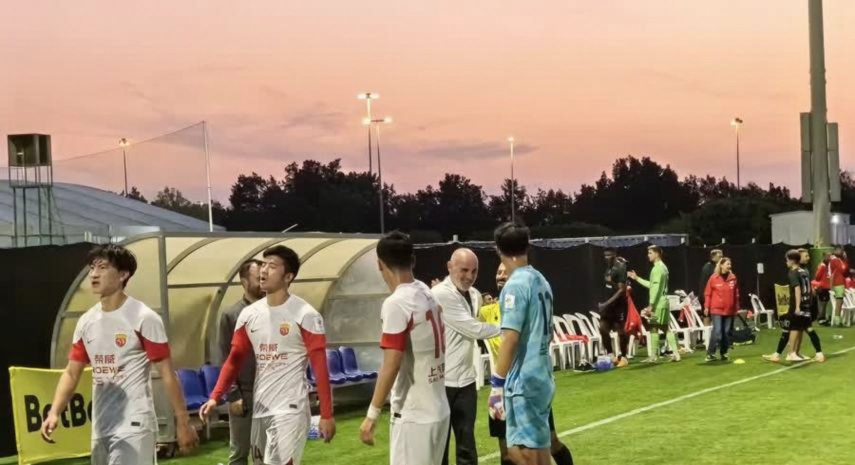 金年会真人娱乐中超冲刺阶段再迎强敌，里尔豪取连胜，主帅态度：媒体盛赞，心理建设被强调的简单介绍