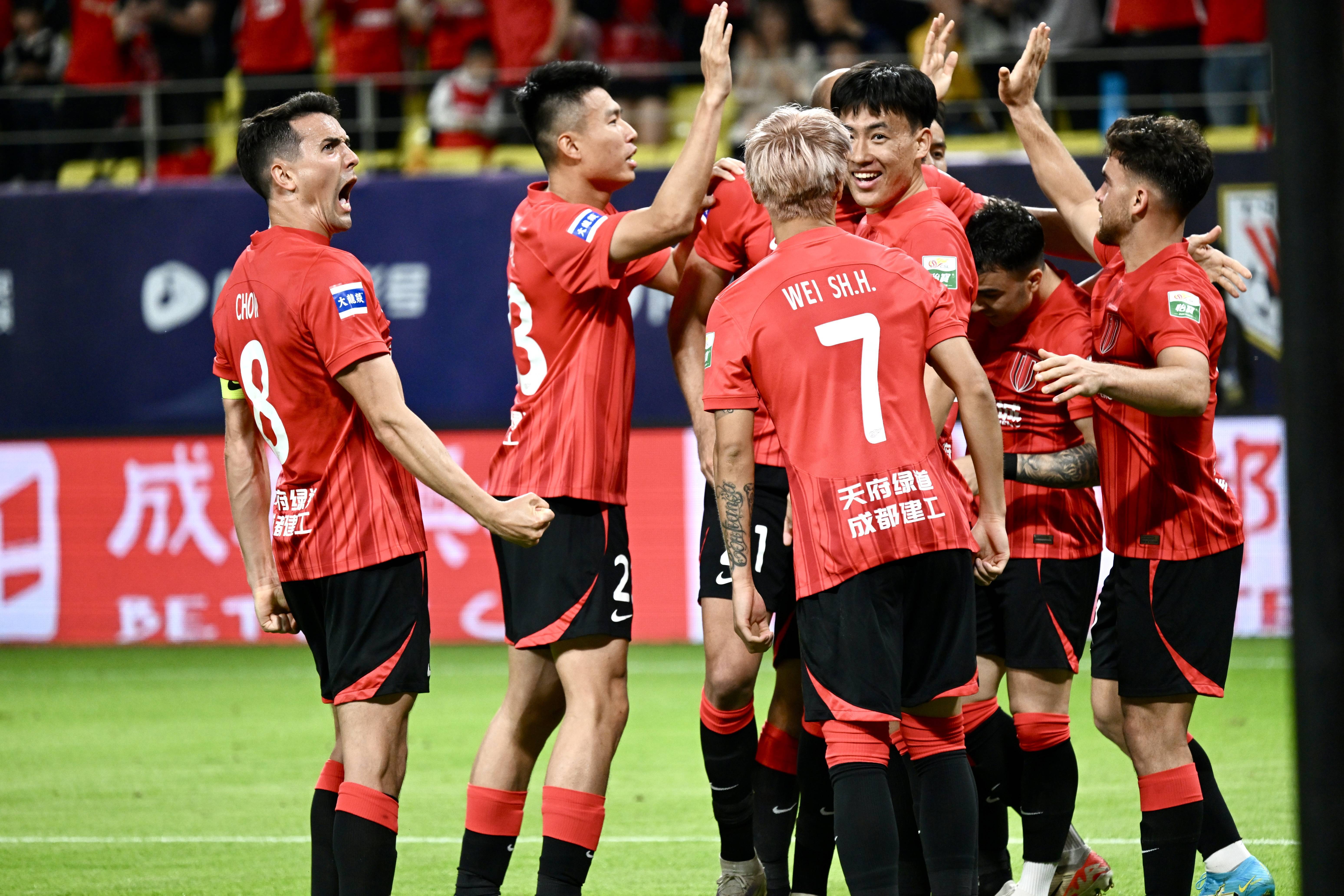 金年会下载app关于转折点！成都蓉城手感冰凉；亚冠今夜攻防权衡；底气十足；心理建设被强调的信息